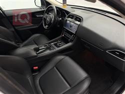 جاگوار F-Pace